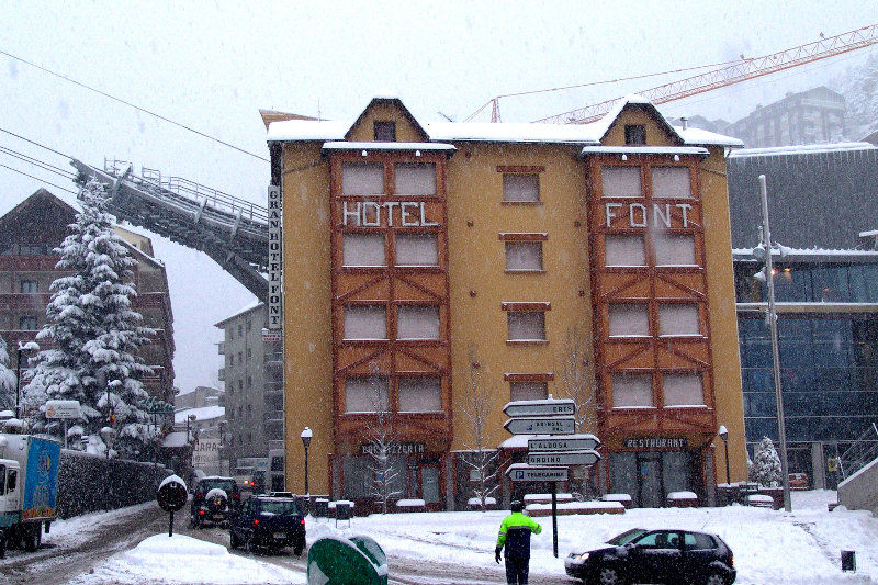 Font Andorra Hostel Ла Массана Экстерьер фото